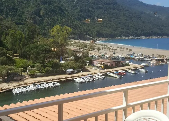 Le Méditerranée